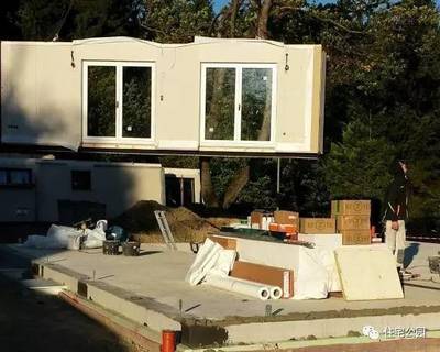 實拍德國自建房,抗震保溫有奇招,紅磚就此消失?